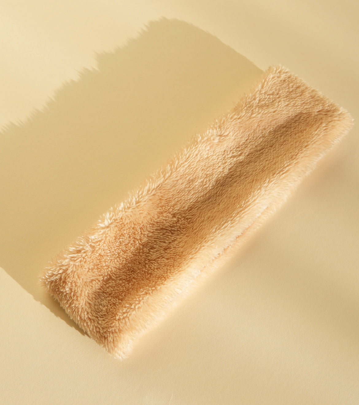 Après ski hats and headwear, reversible fleece headband. Cream knit apres headband. Tan and cream fur headband. Ski outfit hat / beanie, European ski outfit