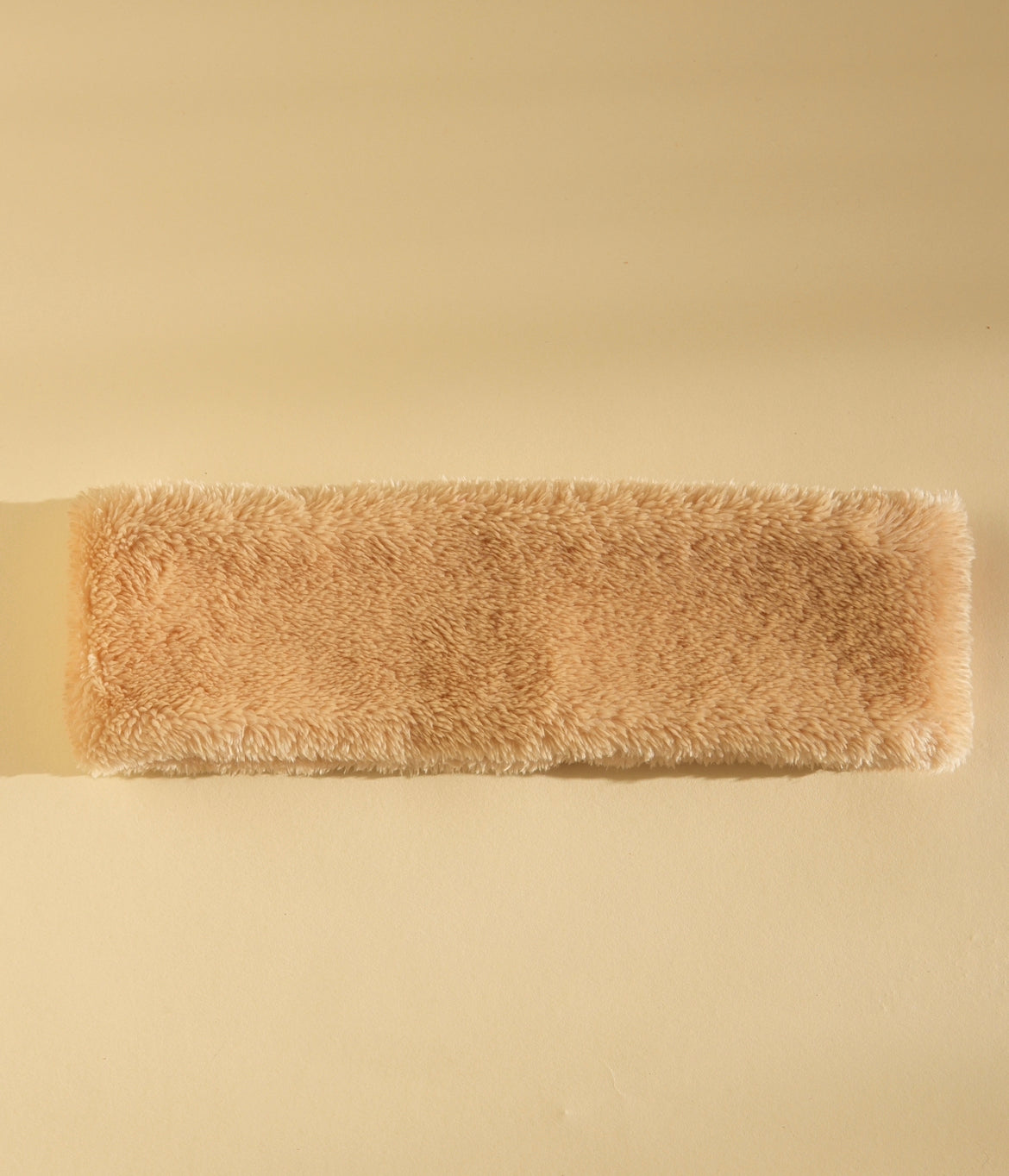 Après ski hats and headwear, reversible fleece headband. Cream knit apres headband. Tan and cream fur headband. Ski outfit hat / beanie, European ski outfit