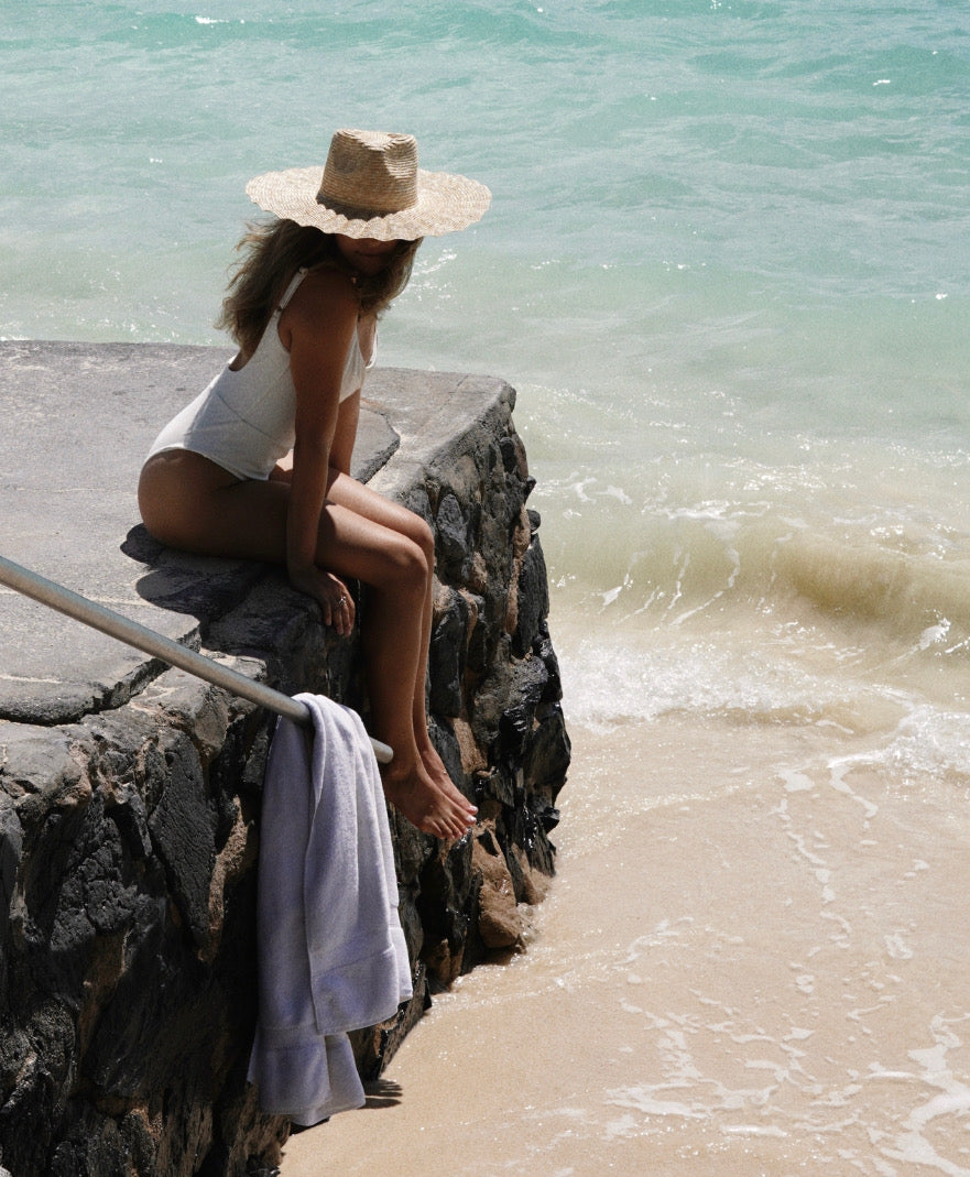 wavy wide brim sun hat, scalloped straw hat
