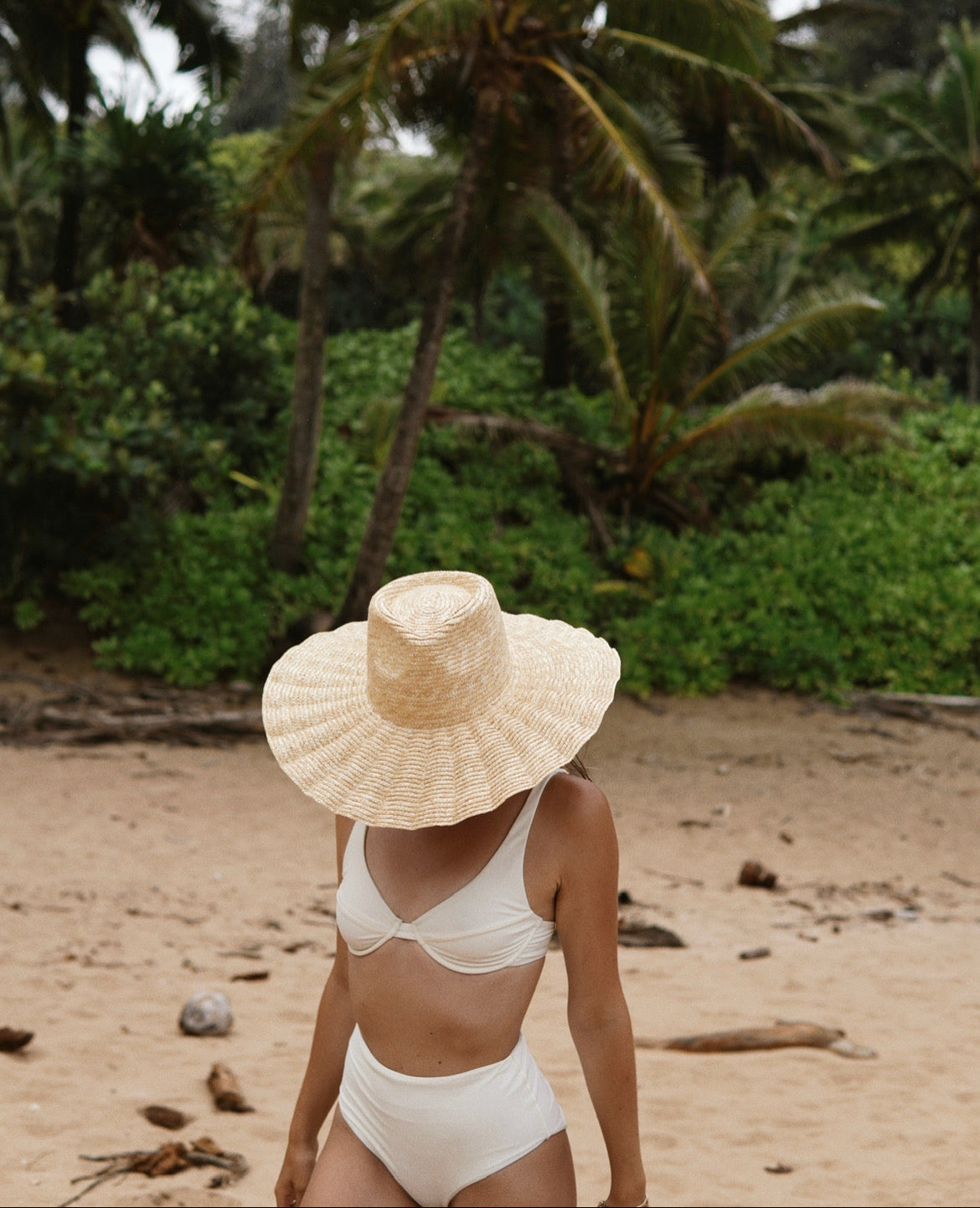 wavy wide brim sun hat, straw hat