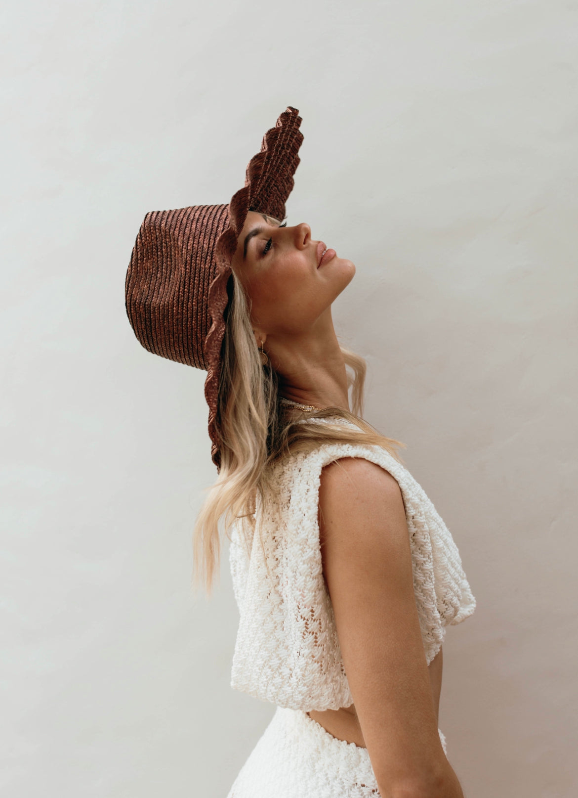 Nalu Brown wide brim scalloped straw hat